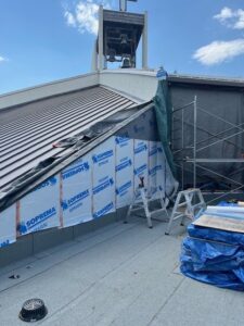 Start of metal clad in NE section- vapour barrier